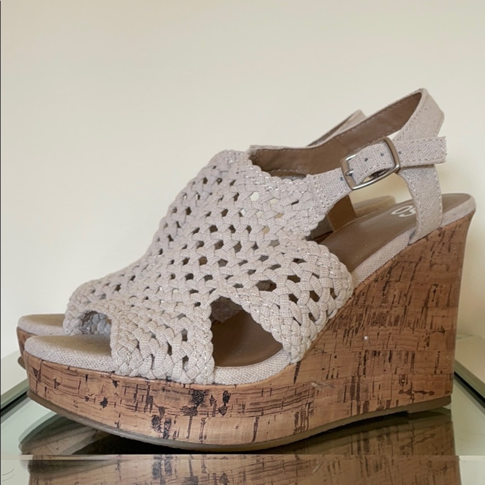 Cork wedge peep toe sandals